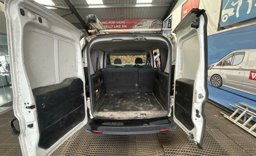 2018 Vauxhall Combo Combo 2300 CDTi – SA18RXS