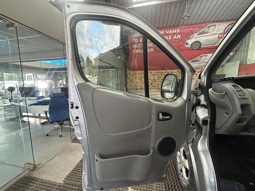 2013 Vauxhall Vivaro Vivaro 2700 Sportive CDTi SWB – DX13VSO