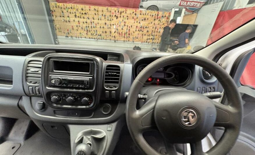 2015 Vauxhall Vivaro Vivaro  2700 CDTI – FD15GXT