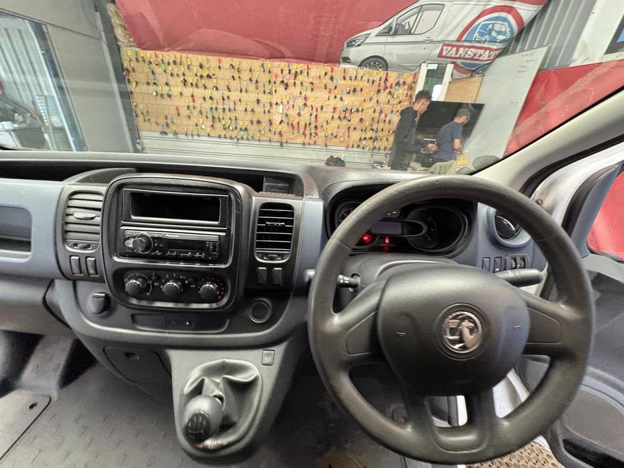 2015 Vauxhall Vivaro Vivaro 2700 CDTI – FD15GXT