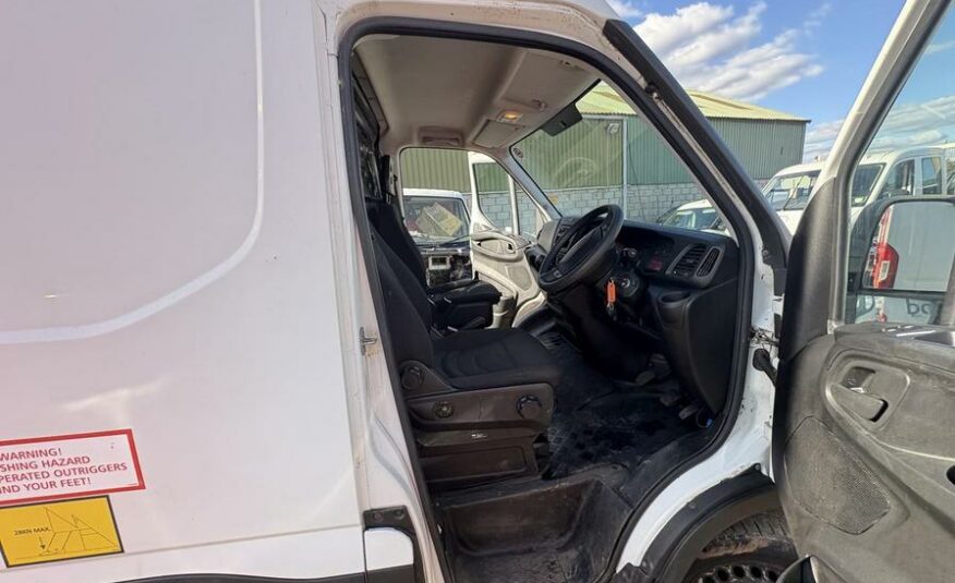 2015 Iveco Daily Daily 35S13 MWB – GM15MFU