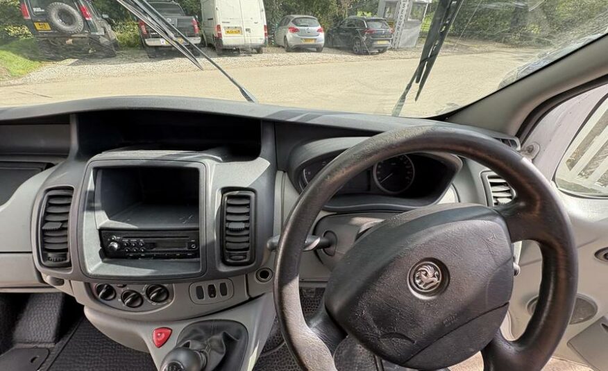 2011 Vauxhall Vivaro Vivaro  2700 CDTI SWB – YS60OHX