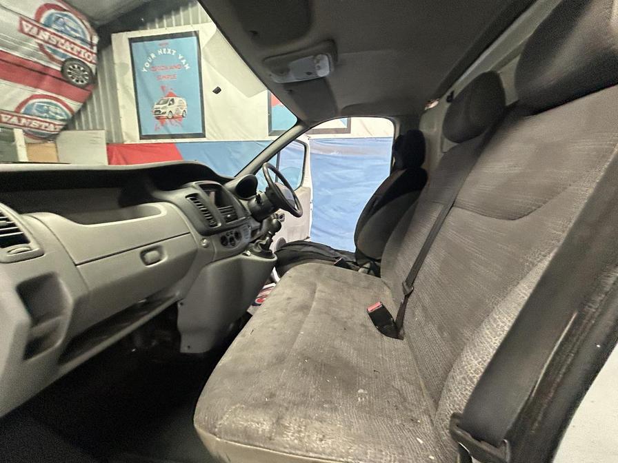 2012 Renault Trafic Trafic SL27 DCI – SG12AZR