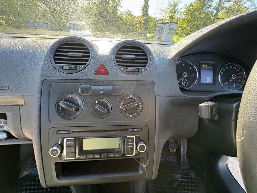 2011 Volkswagen Caddy Caddy C20 TDI 102 – RO11OAX