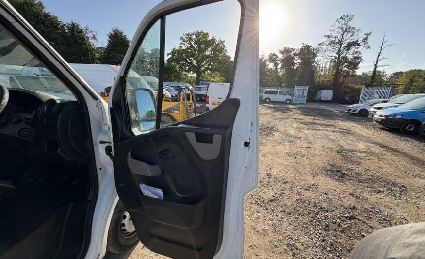 2015 Vauxhall Movano Movano F3500 L3H2 CDTI – DY65LXT