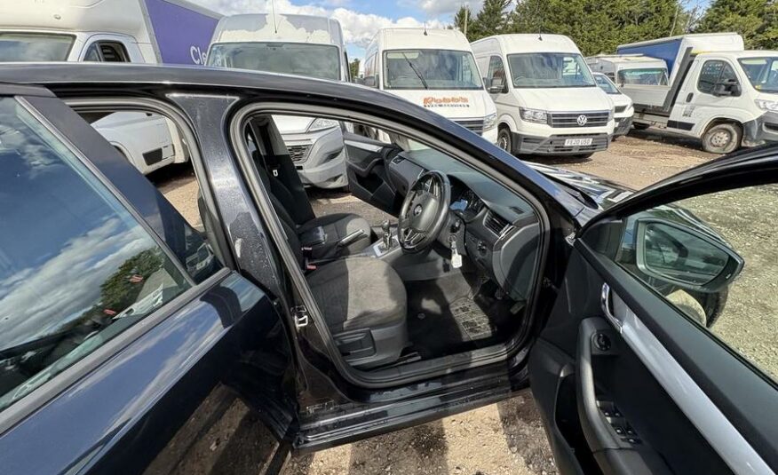 2014 Skoda Octavia Octavia SE TDI CR – FV14XKC