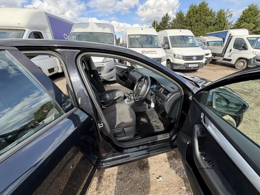 2014 Skoda Octavia Octavia SE TDI CR – FV14XKC