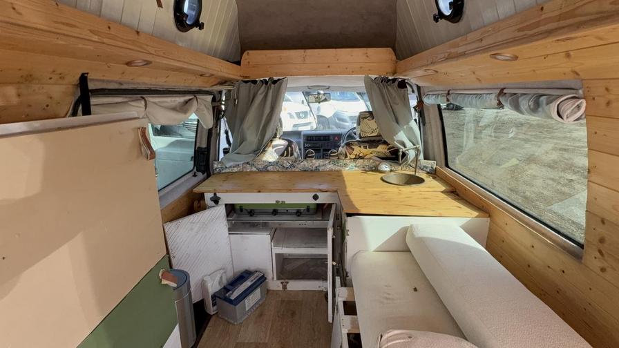 2001 Volkswagen Transporter 800 Special TD SWB – Y83MJN