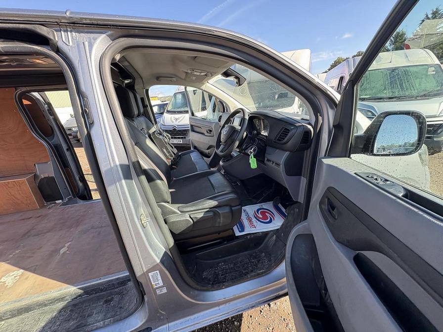 2021 Vauxhall Vivaro Vivaro F2700 Sportive S/S – CP71NFA