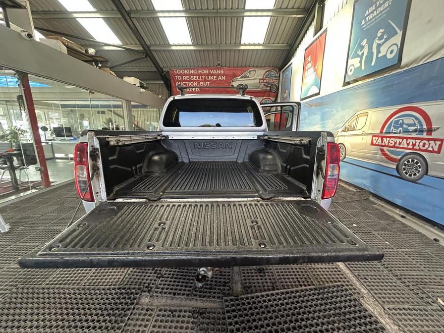 2013 Nissan Navara Navara Tekna dCi – PK63KHG