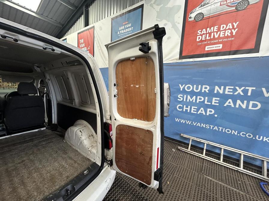 2015 Volkswagen Caddy Caddy C20 Startline TDI BlueMotion Technology – SX64CZG