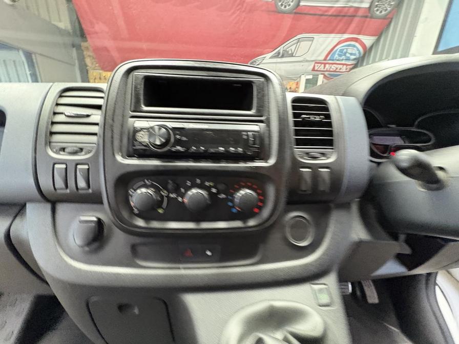 2015 Vauxhall Vivaro Vivaro 2700 CDTI – FD15GXT