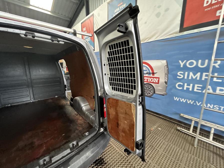 2013 Volkswagen Caddy MaxI Caddy Maxi C20 TDI – DN13VSM