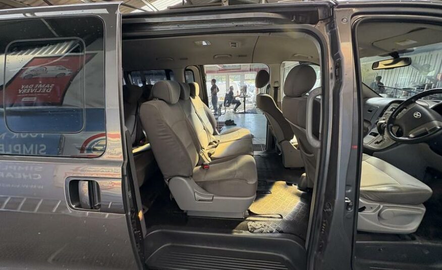 2012 Hyundai i800 i800 Style CRDi Auto – EJ12LVE