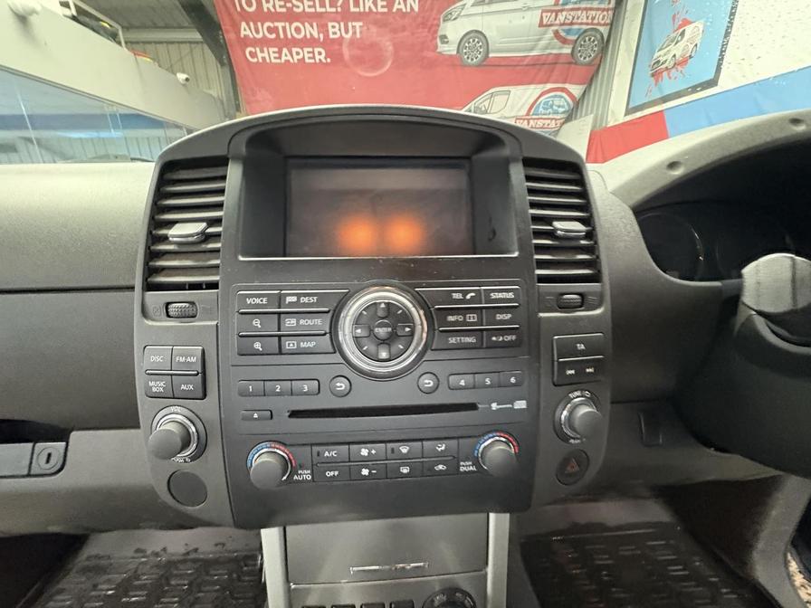 2014 Nissan Navara Navara Outlaw dCi Auto – DS64OYX