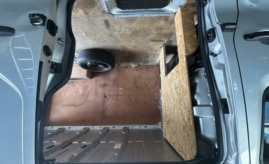 2018 Vauxhall Vivaro Vivaro  2900 Sportive CDTi – BF68ZZY