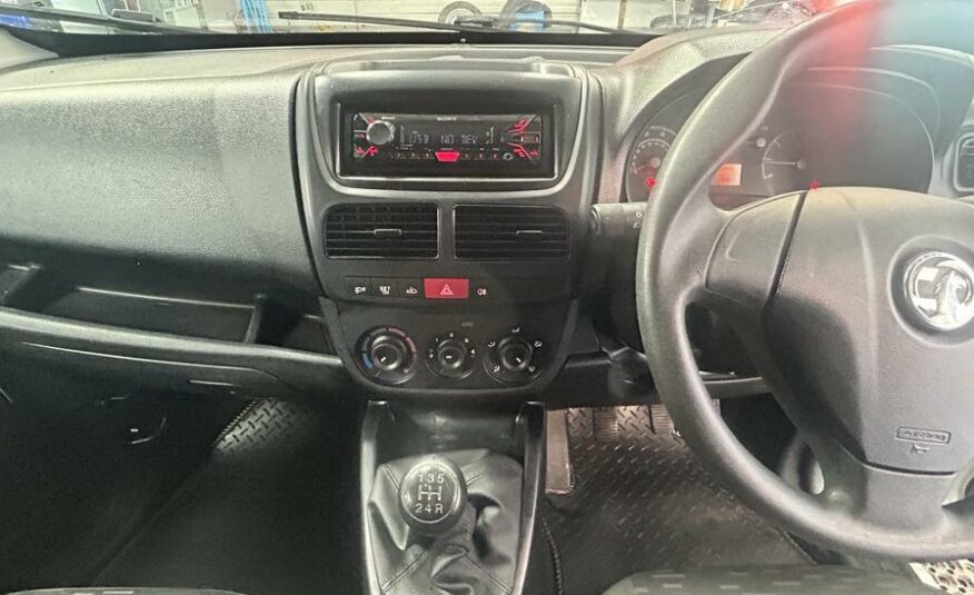 2017 Vauxhall Combo Combo 2000 CDTi – YP67PVO