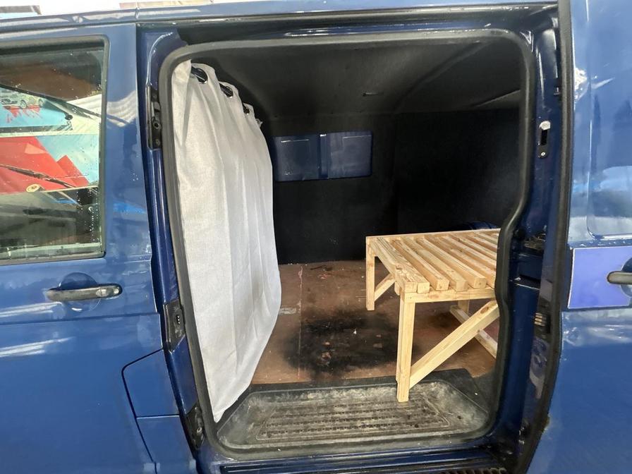 2007 Volkswagen Transporter Transporter T30 102 TDI LWB – RJ07YDT