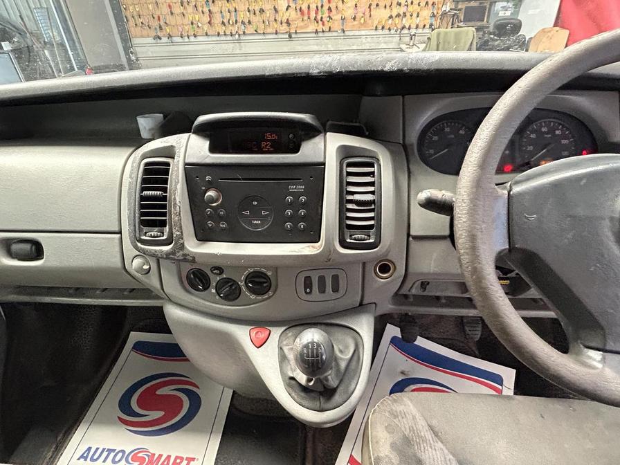 2004 Vauxhall Vivaro Vivaro 2700 Dti SWB – YD54FUW