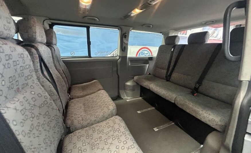 2009 Volkswagen Transporter Transporter Shuttle SE130 SWB – KX59CVL