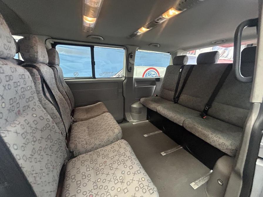 2009 Volkswagen Transporter Transporter Shuttle SE130 SWB – KX59CVL