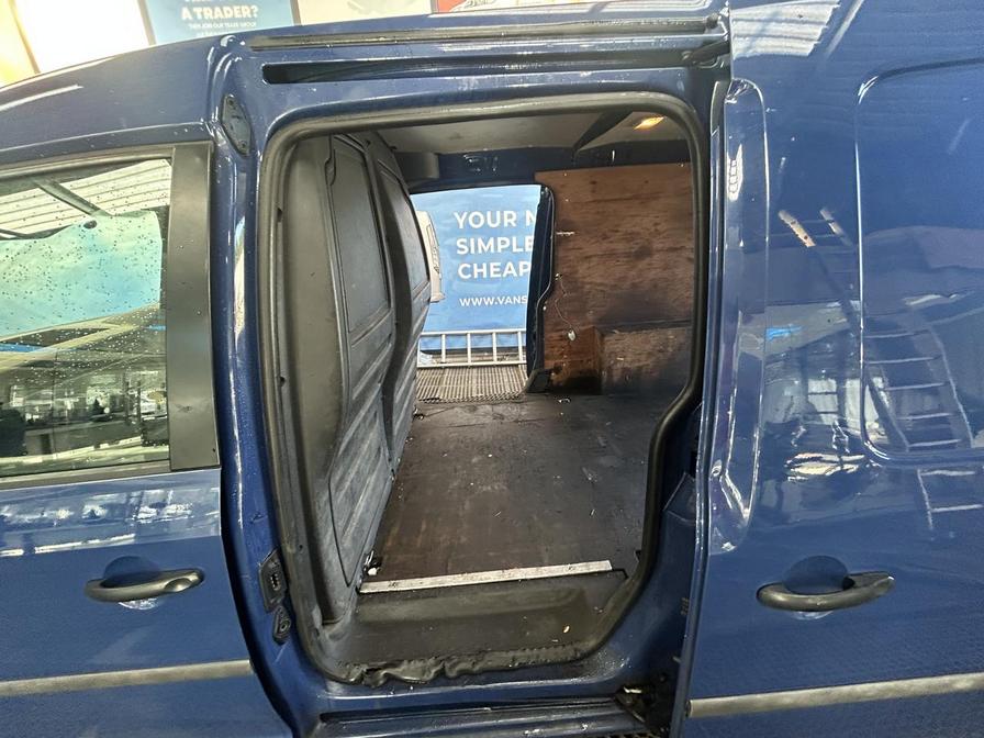 2017 Volkswagen Caddy MaxI Caddy Maxi C20 Startline TDI – GJ67CTV