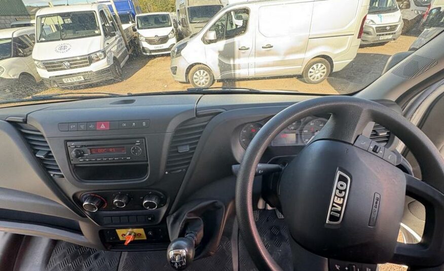 2015 Iveco Daily Daily 35S13 MWB – GM15MFU