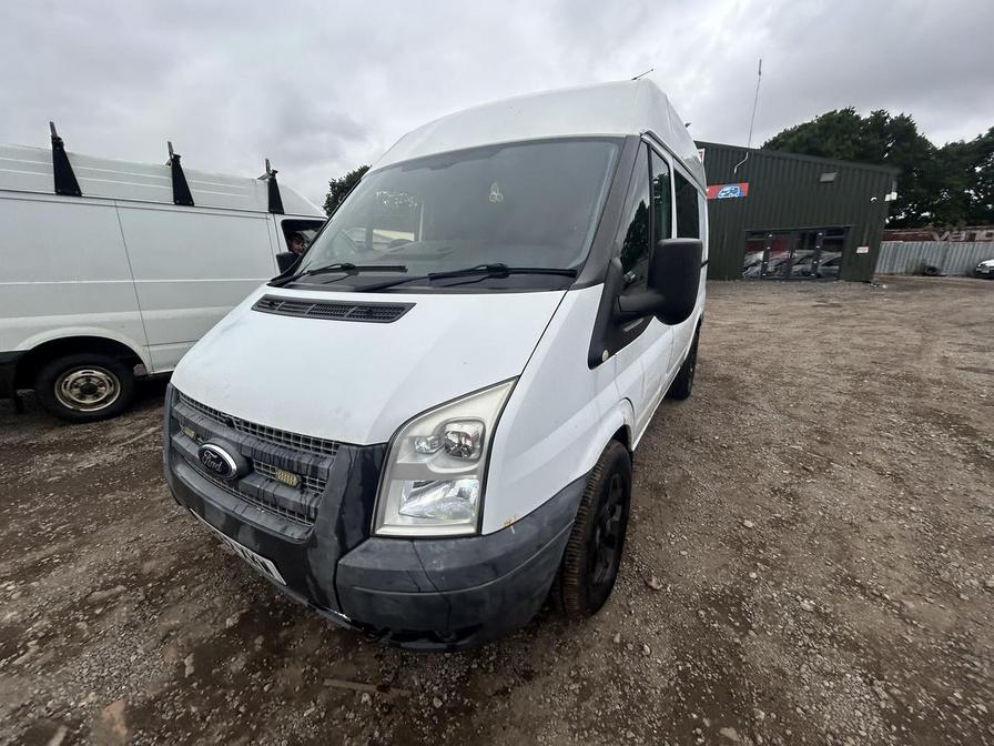 2013 Ford Transit Transit 125 T330 AWD – YE62XKW