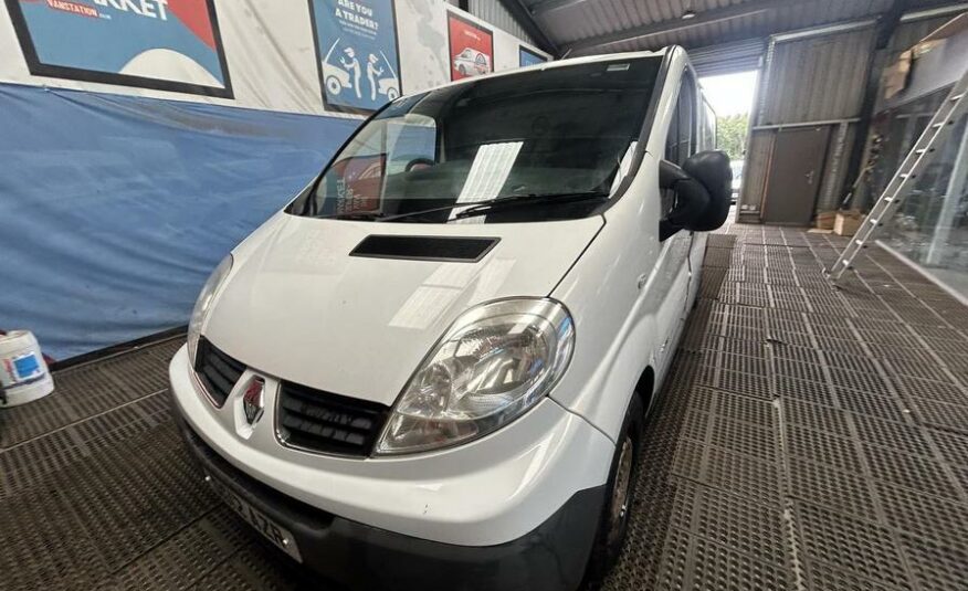 2012 Renault Trafic Trafic SL27 DCI – SG12AZR