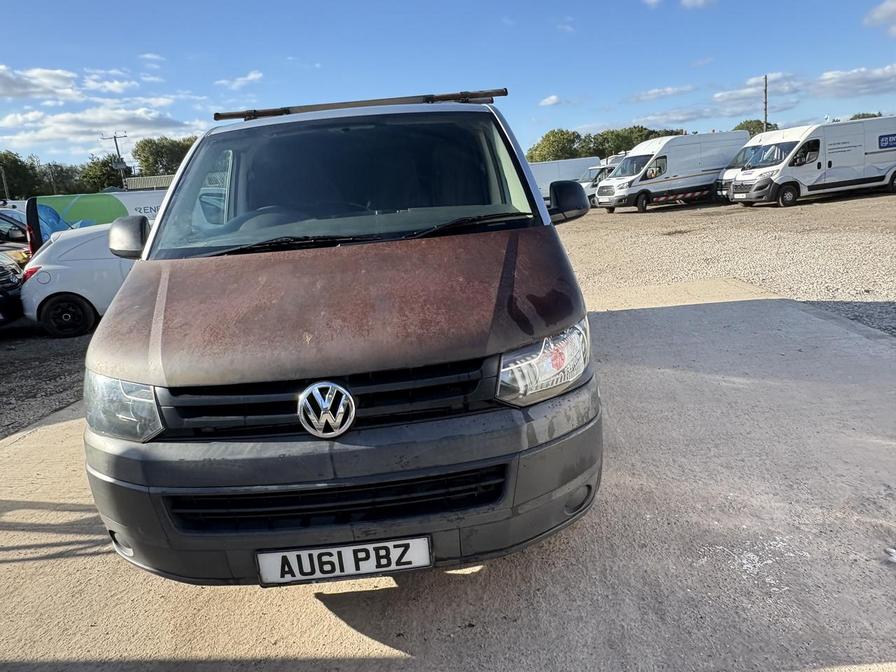 2011 Volkswagen Transporter Transporter T28 102 TDI SWB – AU61PBZ