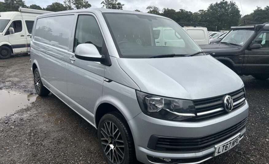 2017 Volkswagen Transporter Transporter T30 Highline TDI BlueMotion Technology – LT67NPE