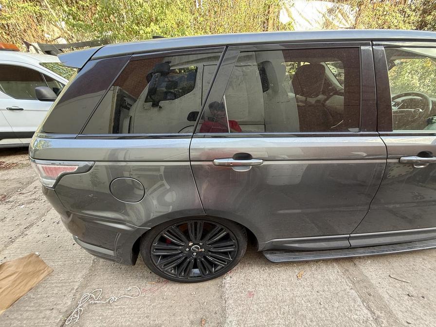 2018 Land Rover Range Rover Sport Range Rover Sport HSE SDV6 Auto – LB67EXM