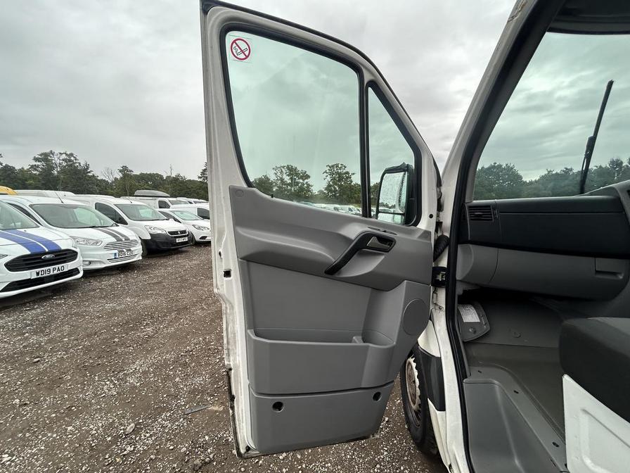 2013 Volkswagen Crafter Crafter CR35 TDI 109 MWB – HG13MLX