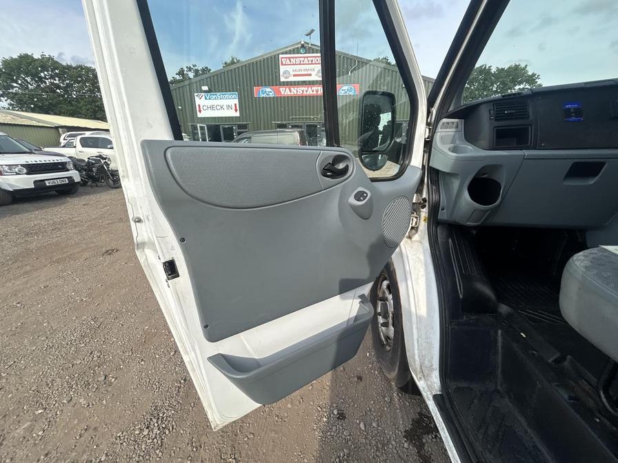 2013 Ford Transit Transit 125 T350 FWD – YK13JKE