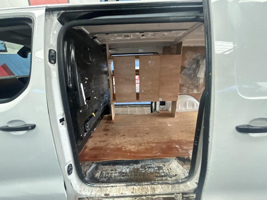 2019 Citroen Dispatch Dispatch 1400 Enterprise Blue HDi S/S – LF69RSY