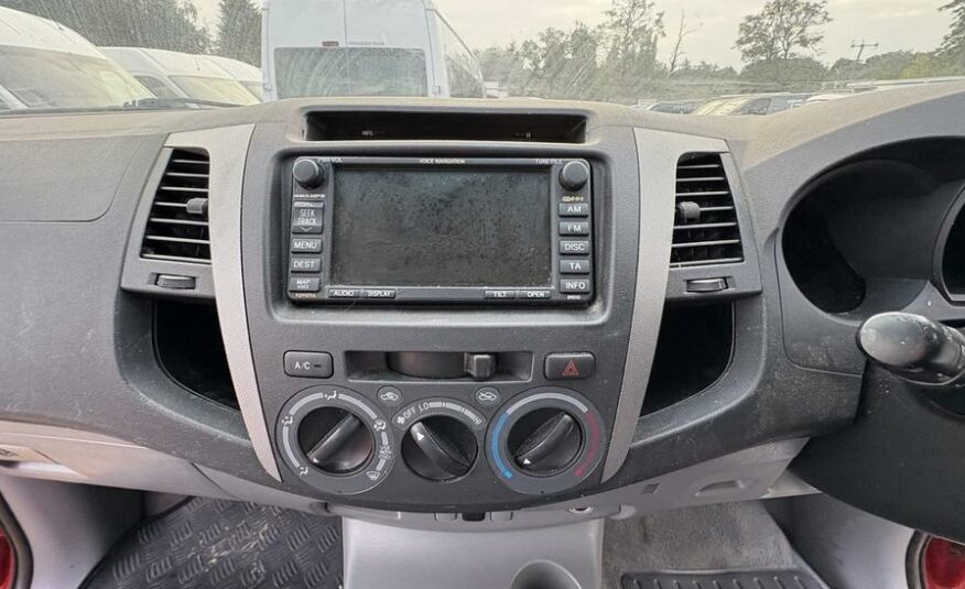 2008 Toyota Hilux HI-Luxury Invincible D-4D 4×4 Double Cab Auto – SY08ZTX