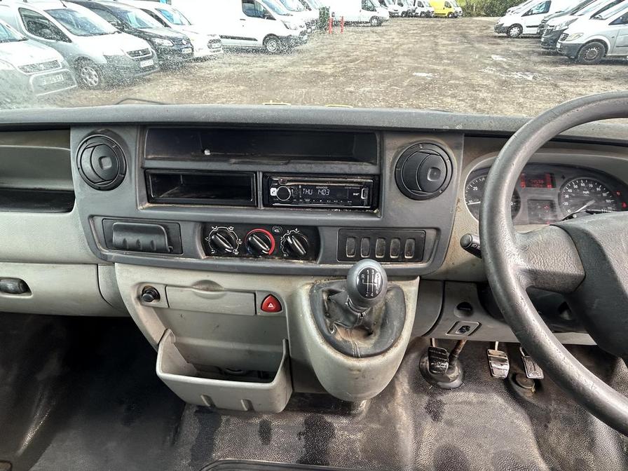 2008 Vauxhall Vivaro 2700 Sportive – LF58NYH