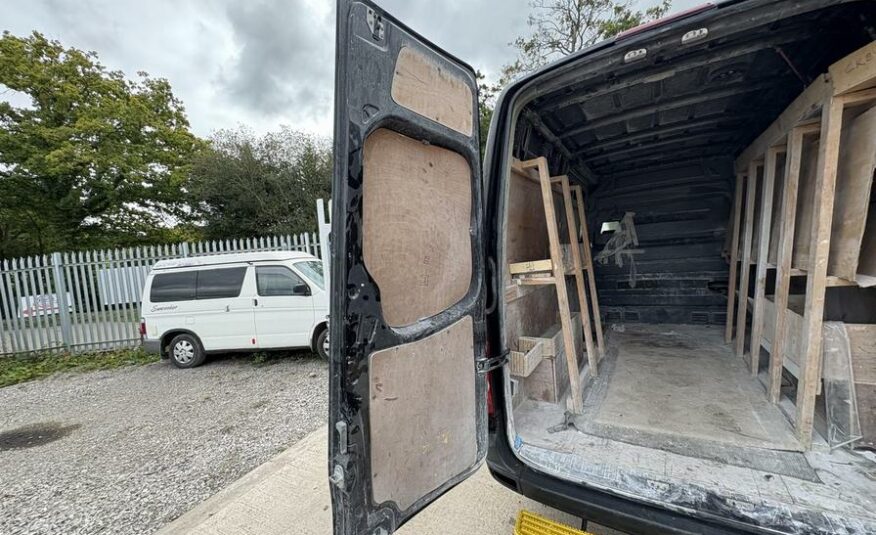2014 Volkswagen Crafter Crafter CR35 BlueMotion TDI – NA64ZDS