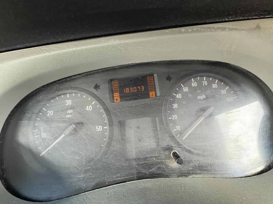 2010 Vauxhall Vivaro Vivaro 2900 CDTI LWB – FP59KKM