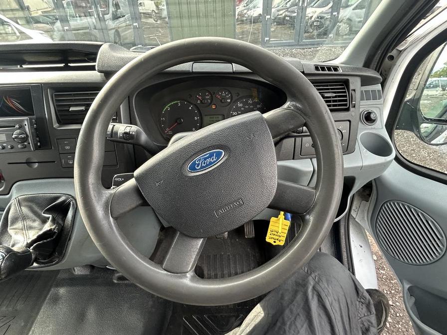 2007 Ford Transit Transit 100 15-Seat RWD – FY07WRT
