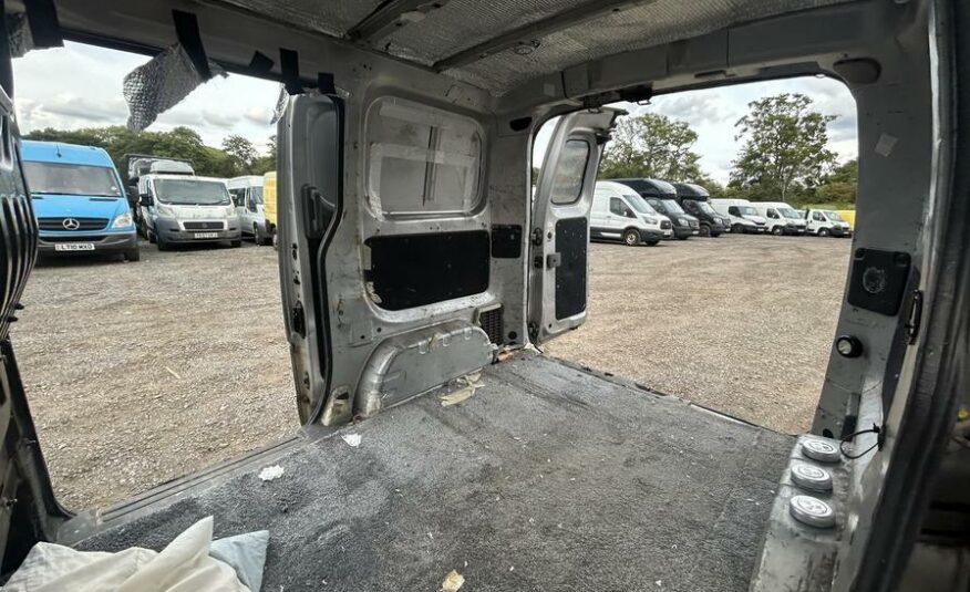 2010 Nissan NV200 NV200 SE DCI – LM60KCY