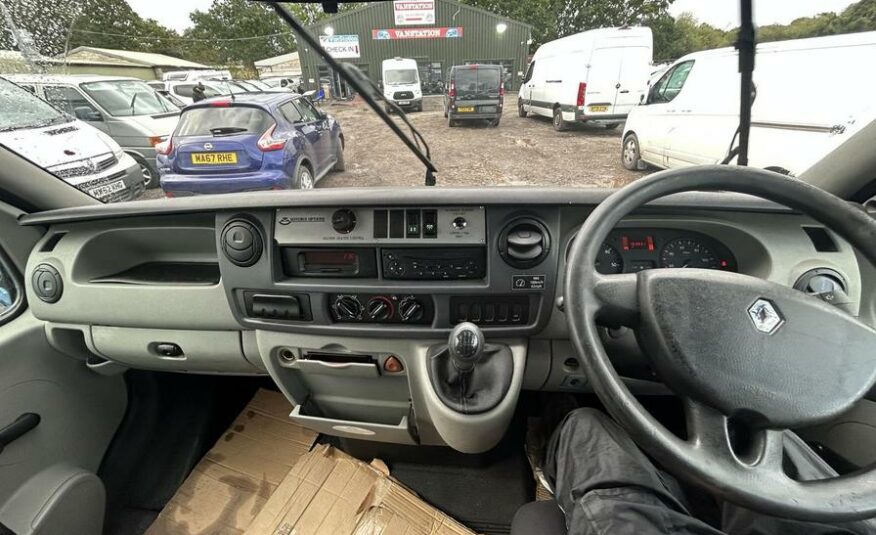 2006 Renault Master Master LM35 dCi 100 LWB – BX06VHU