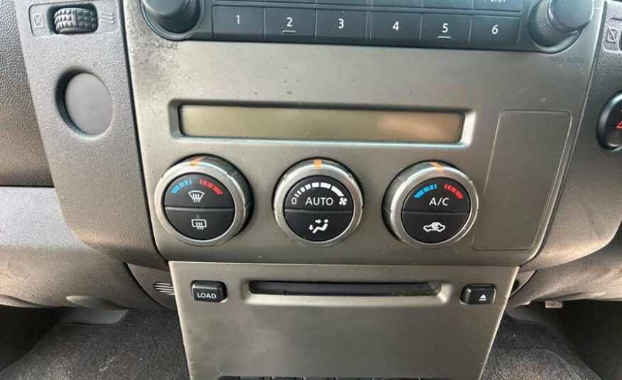 2009 Nissan Navara Navara Aventura Double Cab dCi Auto – YT09UDP