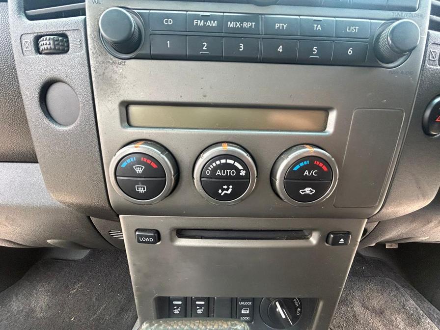 2009 Nissan Navara Navara Aventura Double Cab dCi Auto – YT09UDP