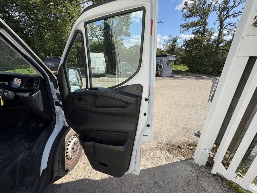 2015 Iveco Daily Daily 35S13 MWB – GD15PFJ
