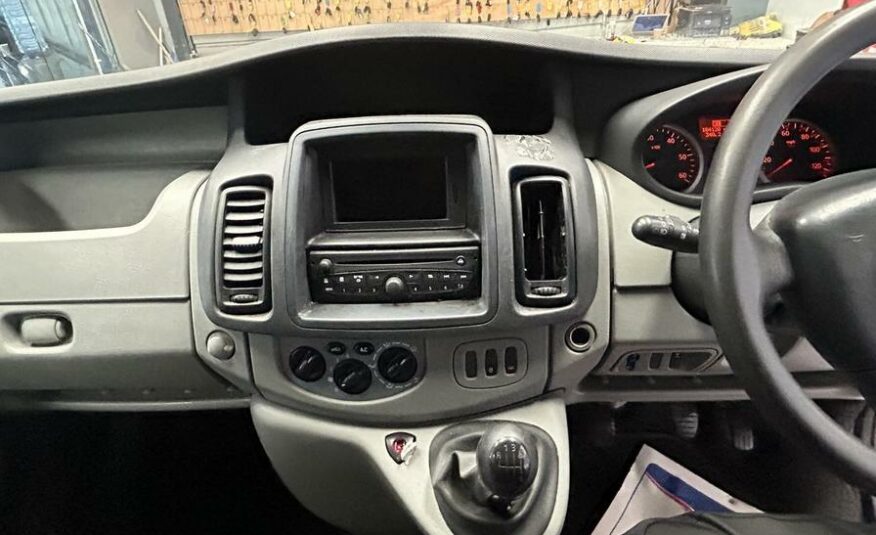 2012 Renault Trafic Trafic SL27 DCI – SG12AZR
