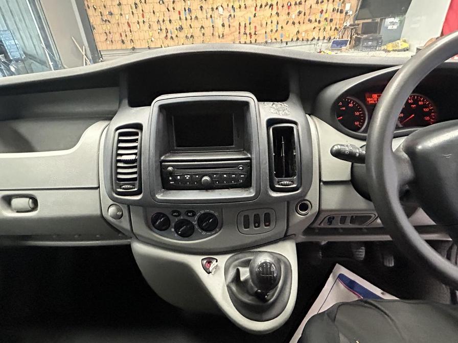 2012 Renault Trafic Trafic SL27 DCI – SG12AZR