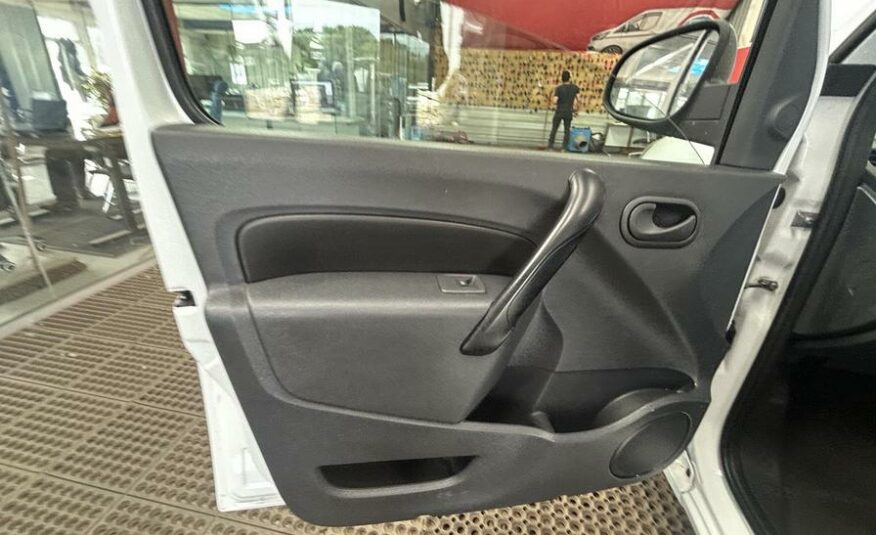 2018 Renault Kangoo Maxi Kangoo Maxi LL21 Business+ Energy dCi – DP68KWG