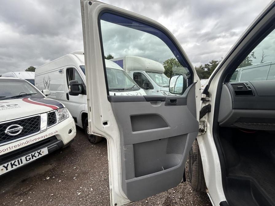 2009 Volkswagen Transporter Transporter T28 102 TDI SWB – VO09SZR