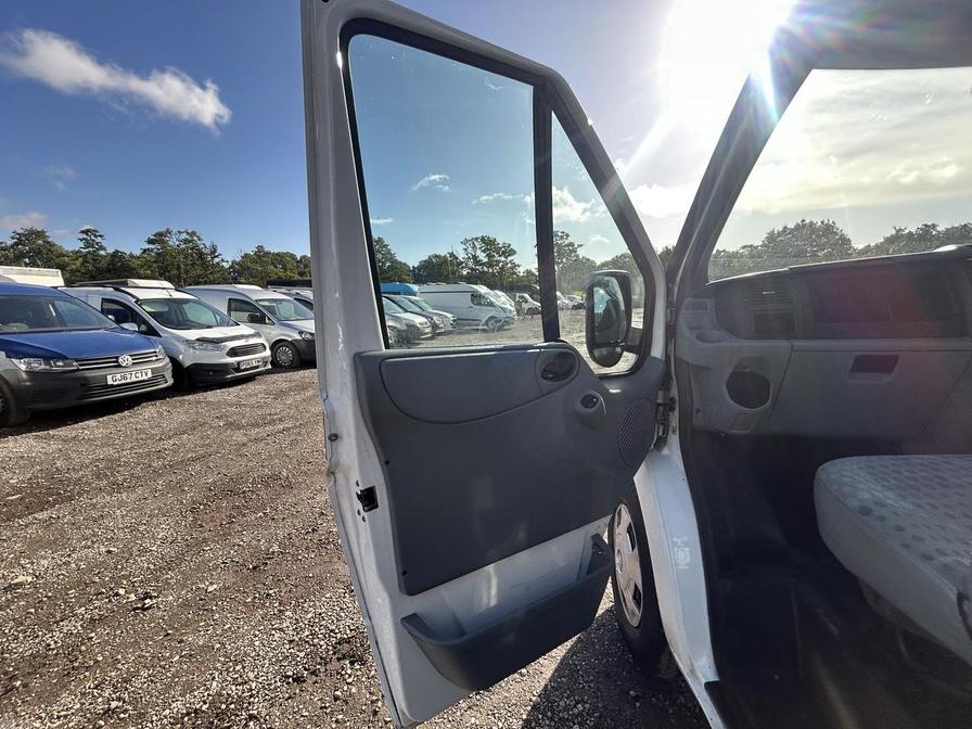 2013 Ford Transit Transit 125 T350 Trend RWD – HJ13WGD